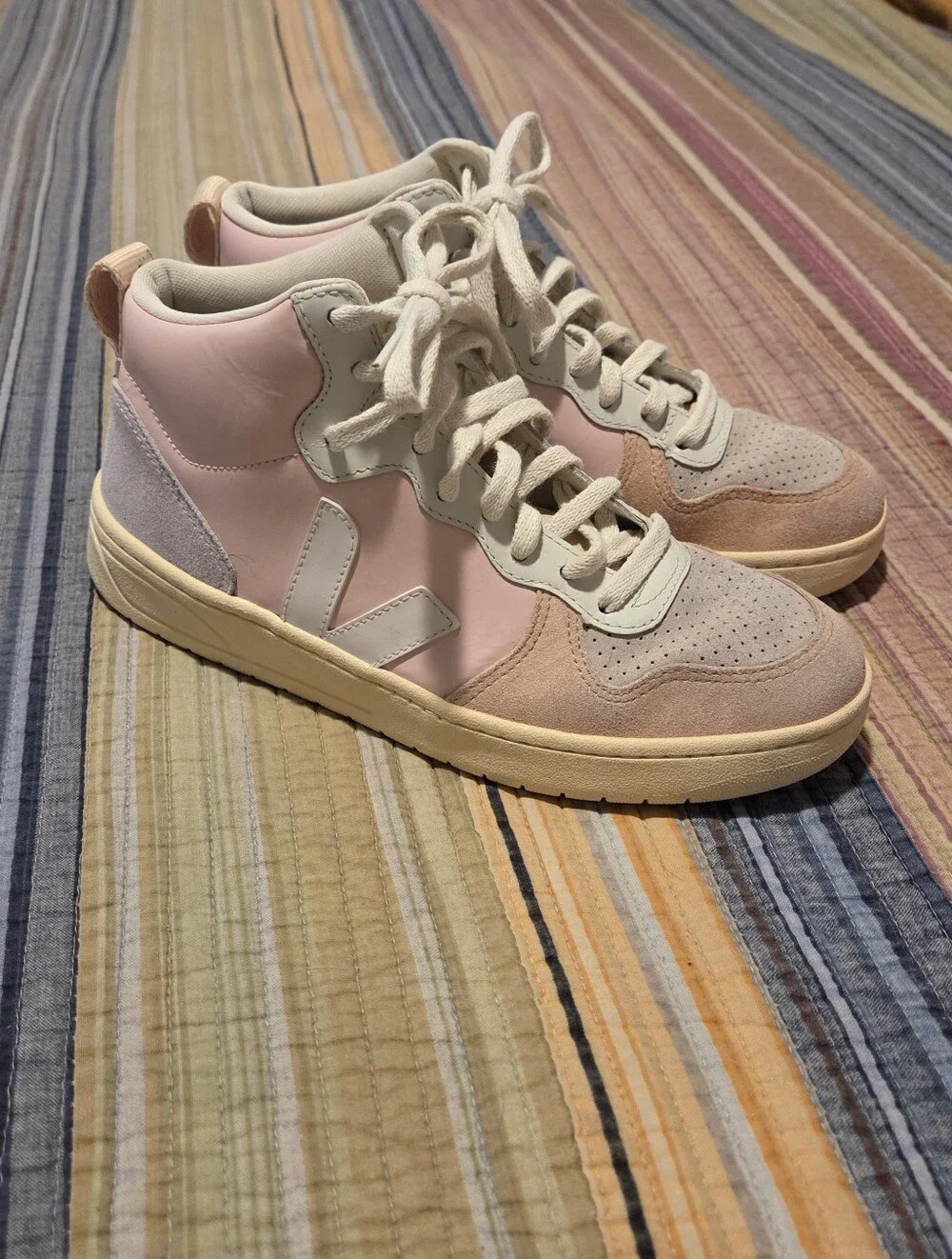 Veja High-Top Casual Suede Sneakers Pink And Cream Women's Size 8